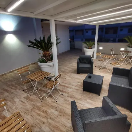 5 Guest house